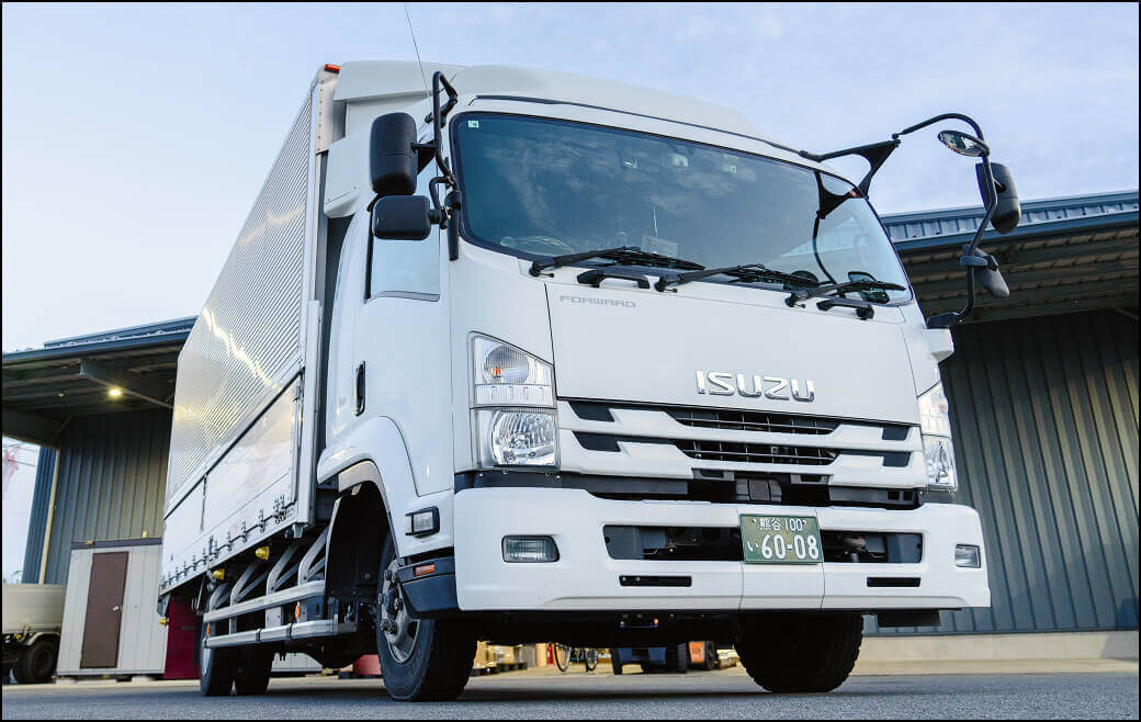 トラックの写真